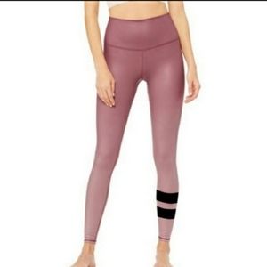 Alo Yoga Pants High Waist Mauve With Black Stripes on Leg Athletic Comfo…
